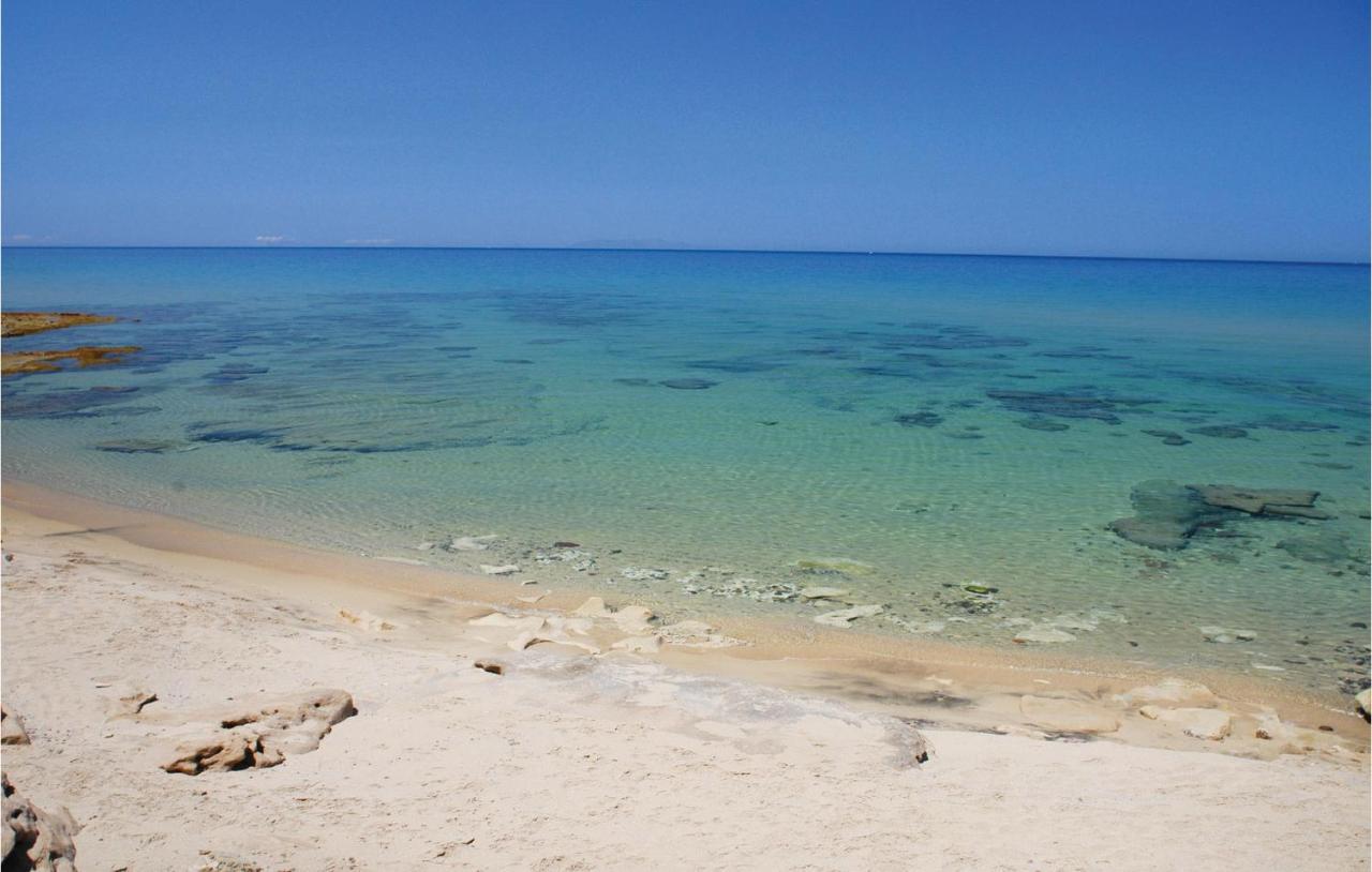 Trilo Beach モンテ・ナイ エクステリア 写真