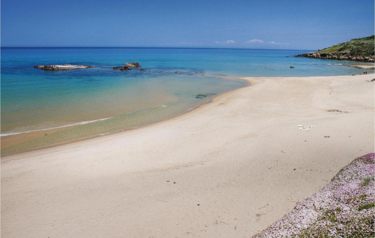 Trilo Beach モンテ・ナイ エクステリア 写真